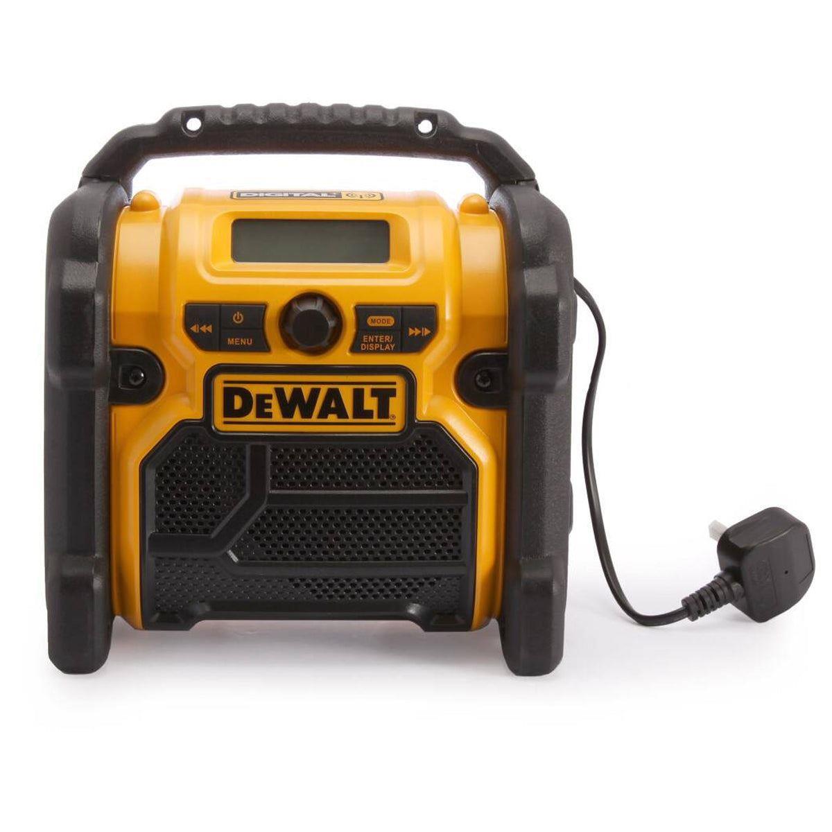 18V 18 Piece Combo Kit with 5 x Batteries & Charger T4TKIT-1309